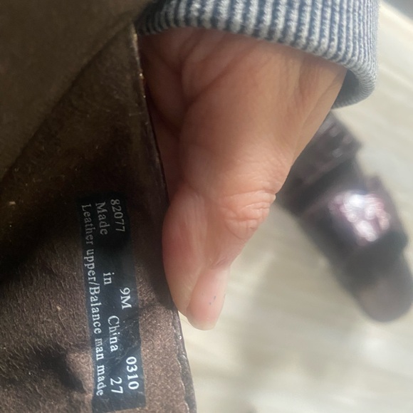 Clarks Women's Deanna brown Croc Print patent Leather Slide Sandals size 9 - Picture 8 of 8